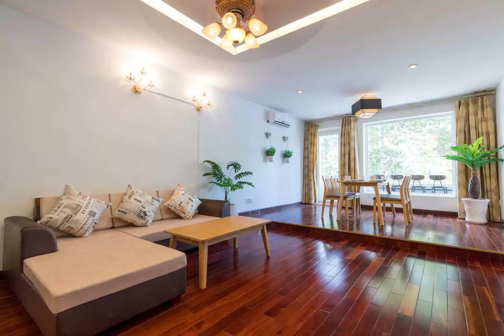 The Wooden Apartments - In The Heart Of Ben Thanh Ho-Chi-Minh-Stadt Exterior foto